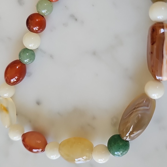Vintage Semi-Precious Gemstone Beaded Necklace - Picture 9 of 11